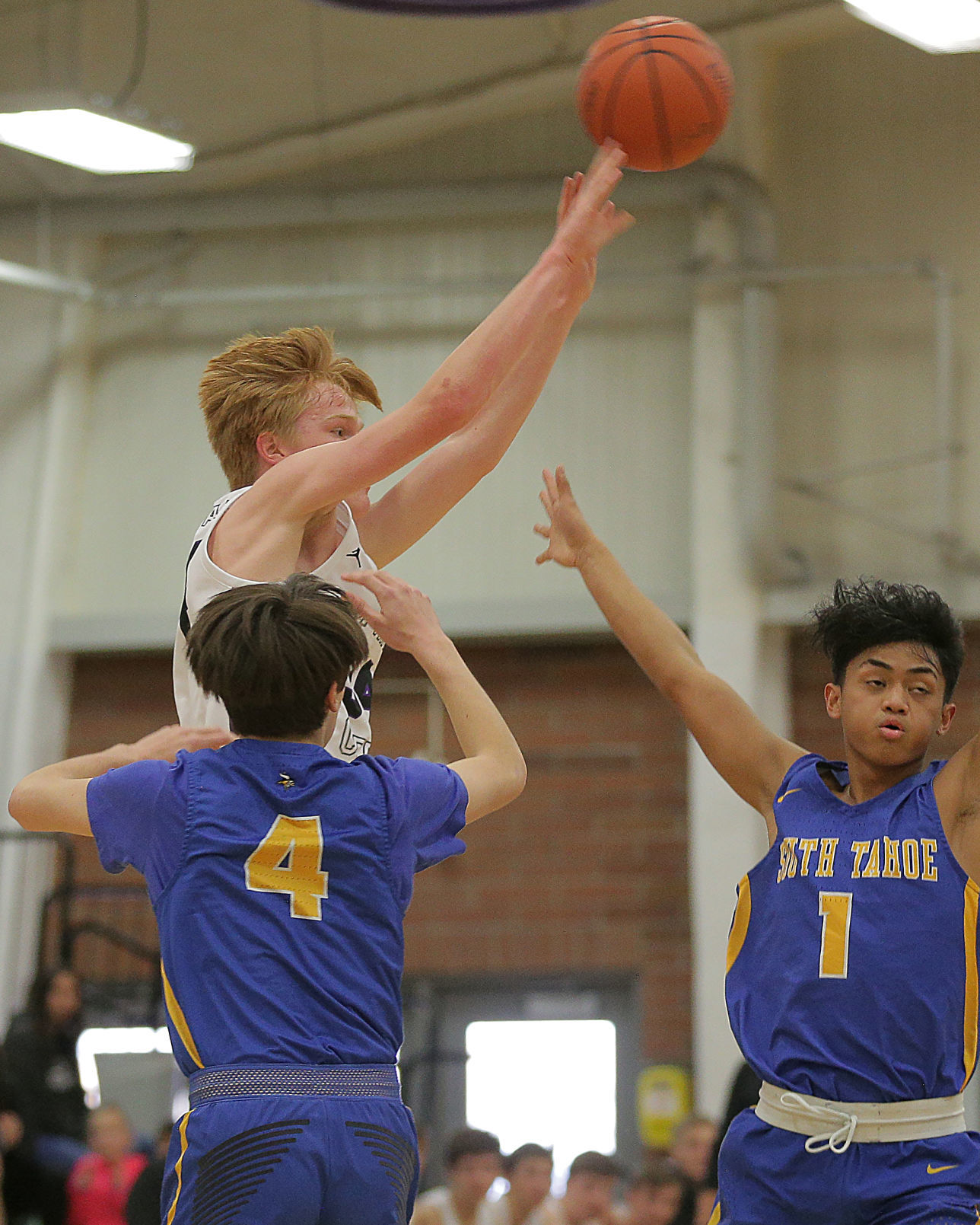 South Tahoe at Spring Creek Boys Basketball (14).jpg